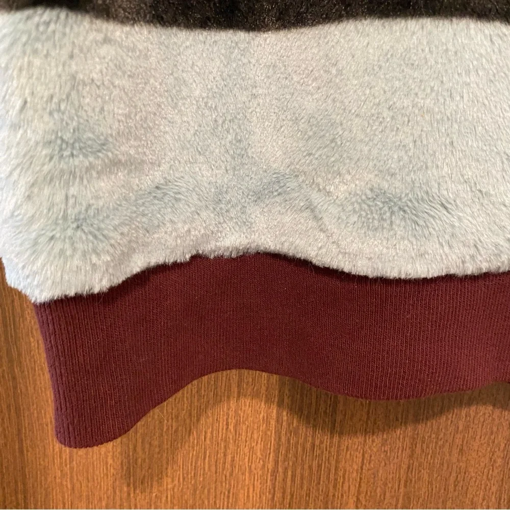 Lou‎ & Gray Faux Fur Striped Pullover Sweater Size Large Crewneck Ribbed Trim - Picture 9 of 14